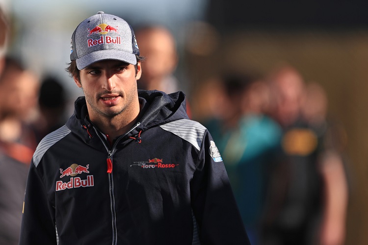 Red Bull: Sainz contracted to Toro Rosso next year