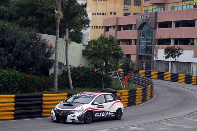 Tiago Monteiro - Photo Credit: FIA WTCC