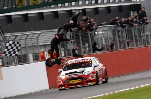 Jackson went back to front for 2012 victory (Photo: btcc.net)