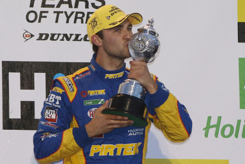 Taking the title for his family team Jordan was a popula champion (Credit: btcc.net)