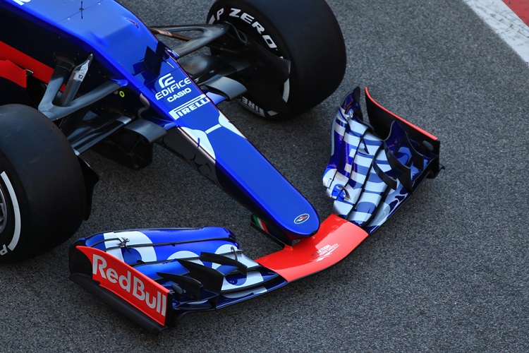 Toro Rosso/Mercedes design similarities ‘complete coincidence’ - Key ...