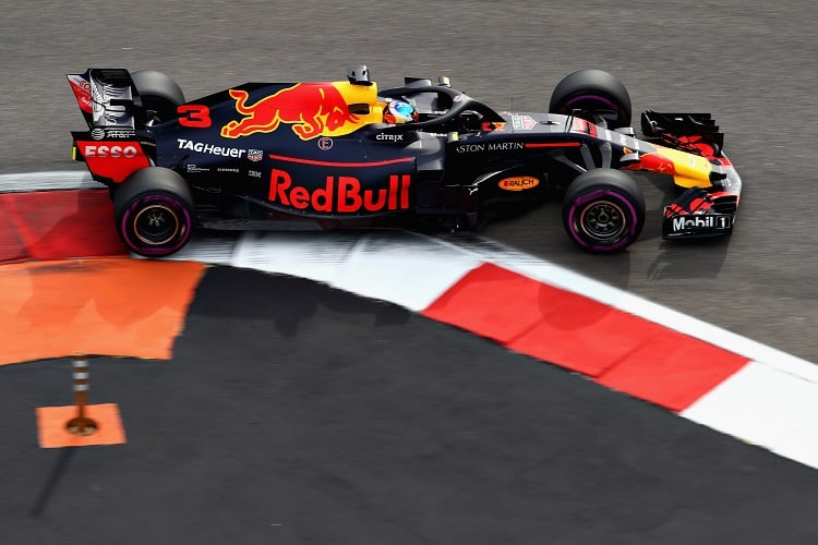 Daniel Ricciardo - Aston Martin Red Bull Racing - Sochi Autodrom