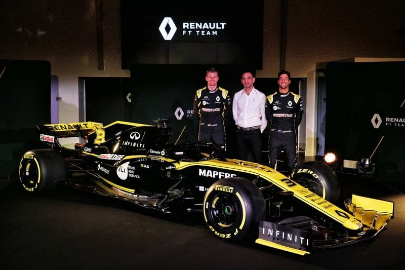 Nico Hülkenberg, Cyril Abiteboul & Daniel Ricciardo - Formula 1 - Renault R.S.19 Launch