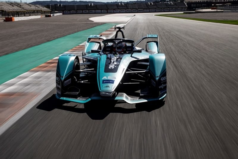Jaguar I-Type 4 at Circuit Ricardo Tormo, pre-season testing, Valencia
