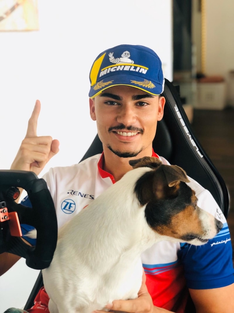 Pascal Wehrlein wins Race At Home Challenge