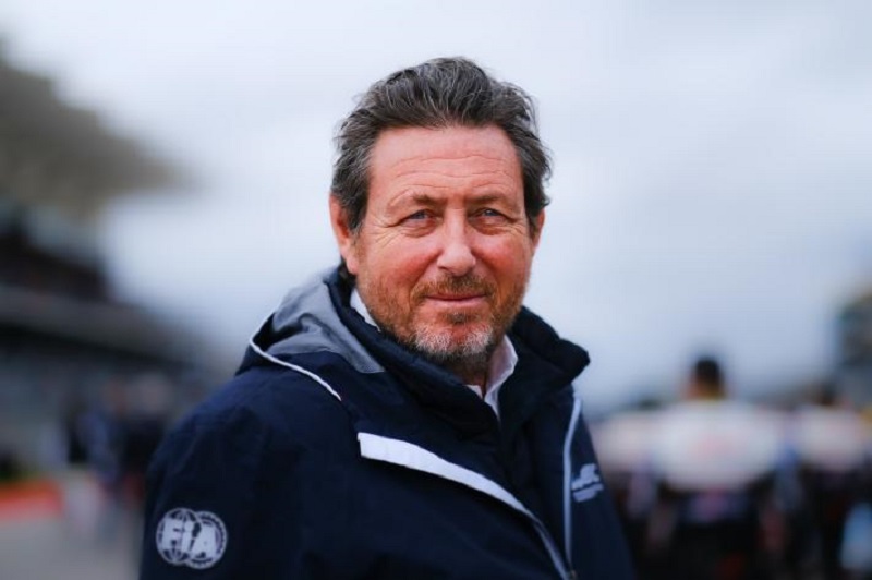 Gerard Neveu trackside.